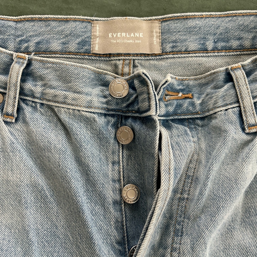 Everlane 90s Cheeky Light Blue Denim Jeans - Picture 5 of 10